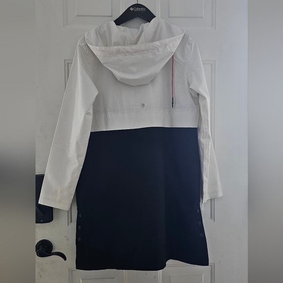 MPG windbreaker - Picture 8 of 10